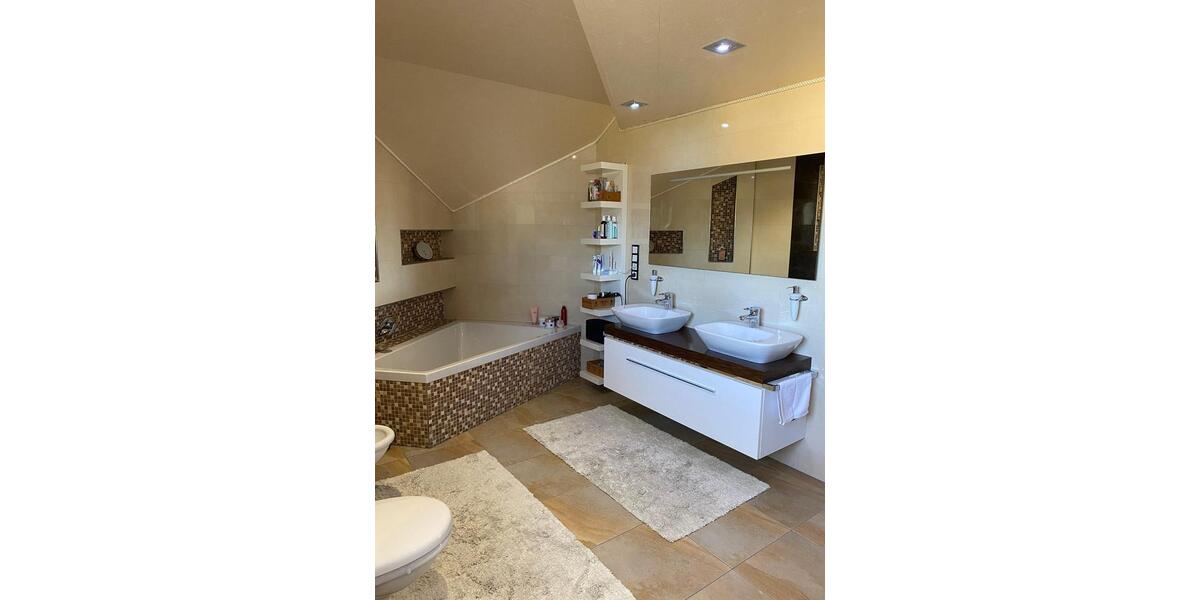 Einfamilienhaus Windeck - 3 Zimmer, 157 m&sup2;, 620.000&euro; | Angebot:26632335