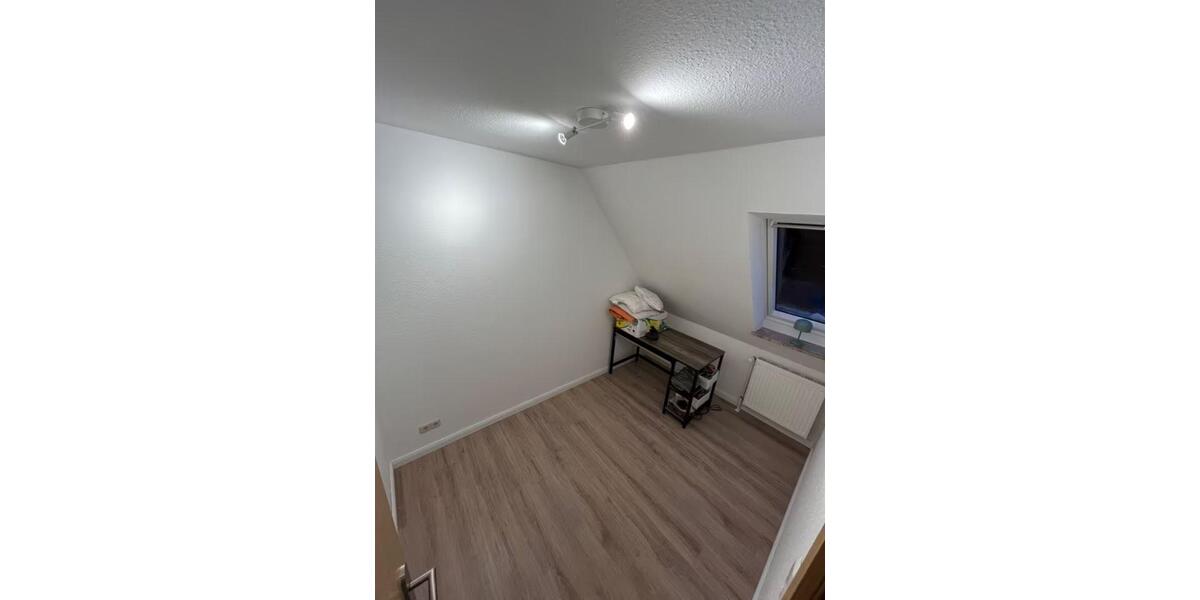 Etagenwohnung Albersdorf - 3.5 Zimmer, 75 m&sup2;, 615&euro; | Angebot:25293872