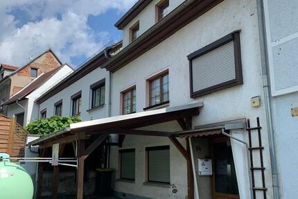 Haus Werdau - 9 Zimmer, 180 m&sup2;, 89.000&euro; | Angebot:25900449