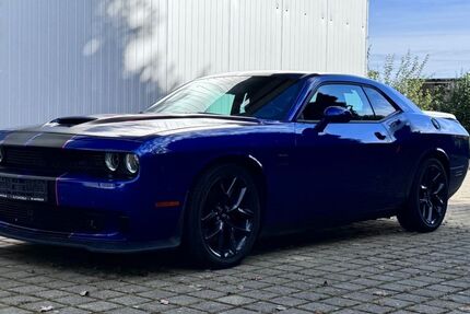 Dodge Challenger 55.500 km 29.900 € Ulm 89081
