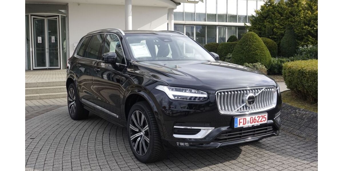 Volvo XC90 1.001 km 70.990 € Fulda 36043