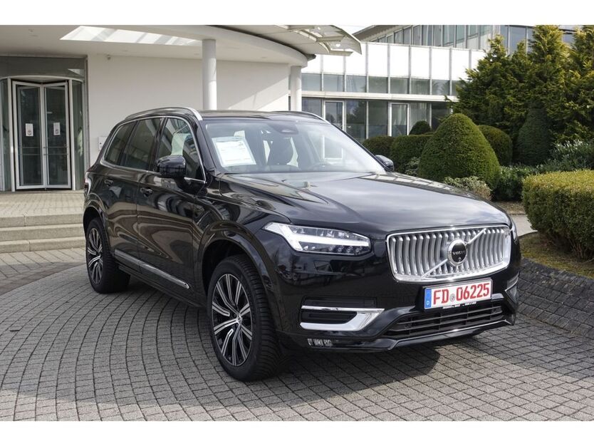 Volvo XC90 1.001 km 70.990 € Fulda 36043
