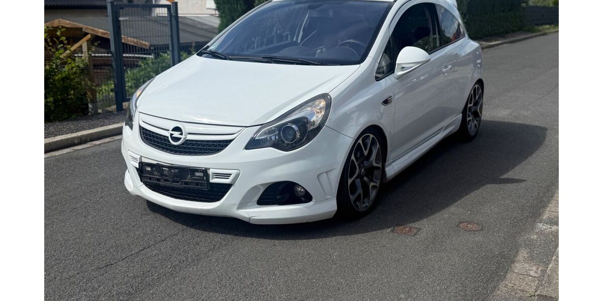Opel Corsa 135.204 km 7.300 &euro; Werl 59457