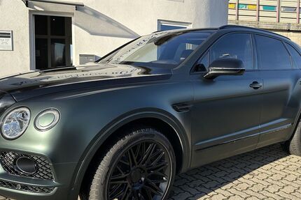 Bentley Bentayga 108.000 km 89.750 € Braunschweig 38122