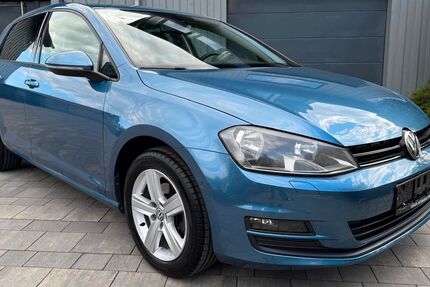 VW Golf 61.652 km 9.880 &euro; Wertheim 97877