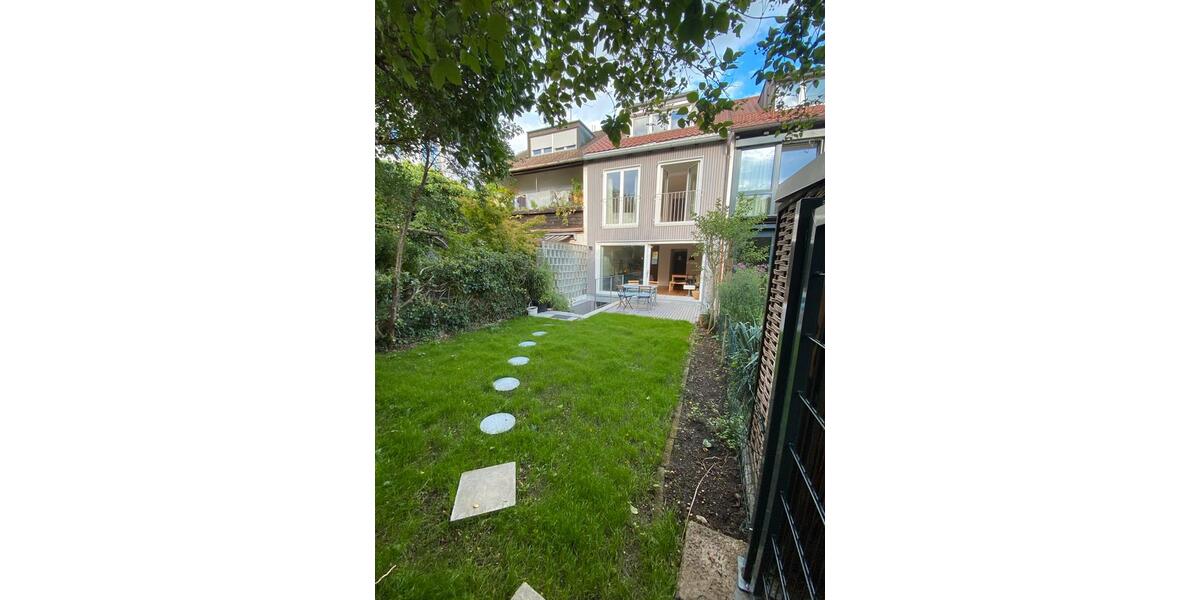 Reihenhaus München Pasing-Obermenzing - 3 Zimmer, 110 m&sup2;, 3.600&euro; | Angebot:23636588