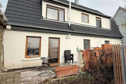 Haus Neuenstein - 7 Zimmer, 199 m&sup2;, 310.000&euro; | Angebot:24037534