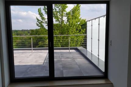 2-Zi. Penthouse Wohnung, Riesige Dachterrasse + Top Feldrandlage, 2 zimmer