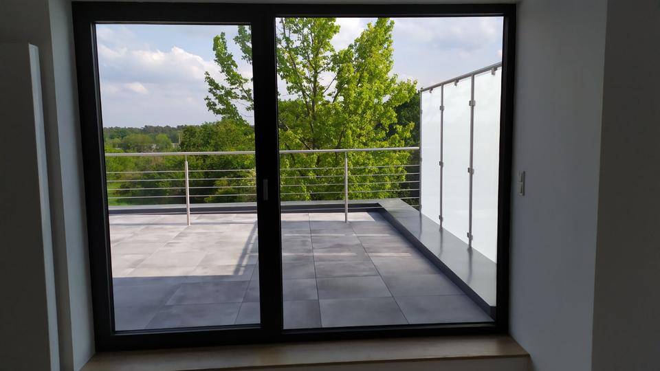 2-Zi. Penthouse Wohnung, Riesige Dachterrasse + Top Feldrandlage, 2 zimmer