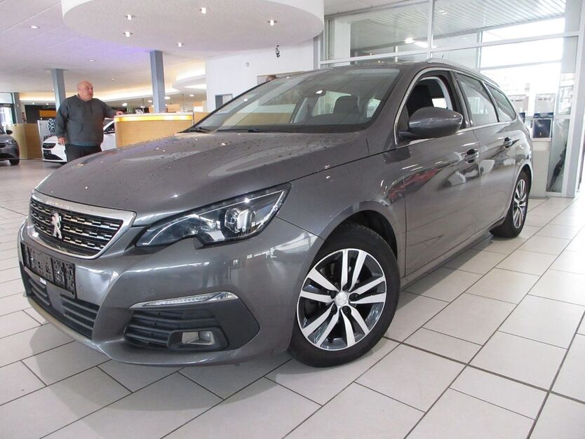 Peugeot 308 121.340 km 11.690 € Schöningen 38364
