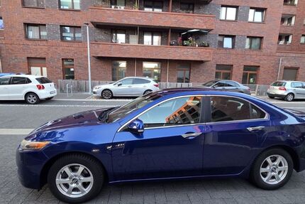 Honda Accord 108.700 km 6.000 &euro; Bremen 28217