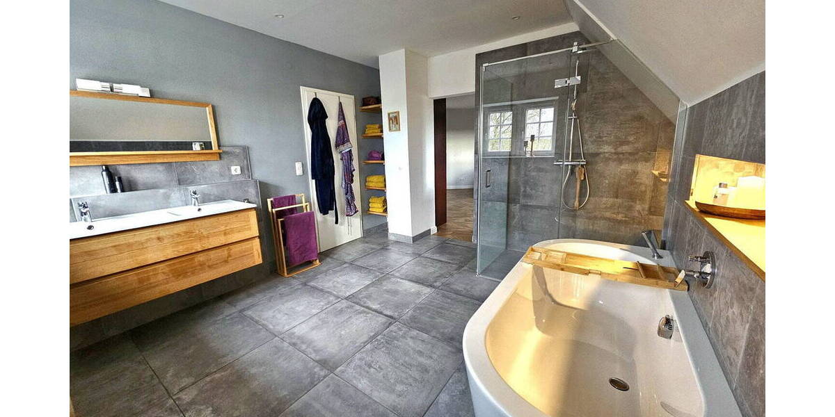 Einfamilienhaus Wahrenholz Teichgut - 6 Zimmer, 255 m&sup2;, 750.000&euro; | Angebot:26639583