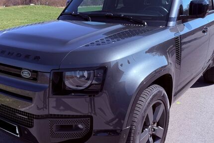 Land Rover Defender 64.500 km 59.900 &euro; Wolfratshausen 82515