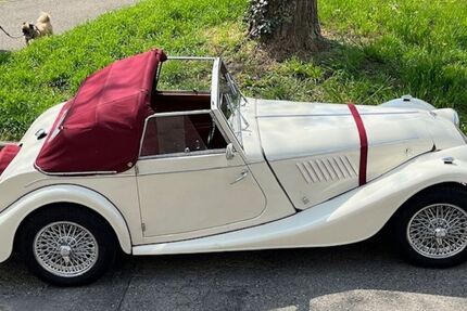 Morgan Plus 4