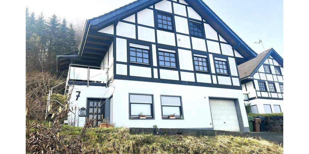 Einfamilienhaus Wiehl - 4 Zimmer, 152 m&sup2;, 349.000&euro; | Angebot:25275850