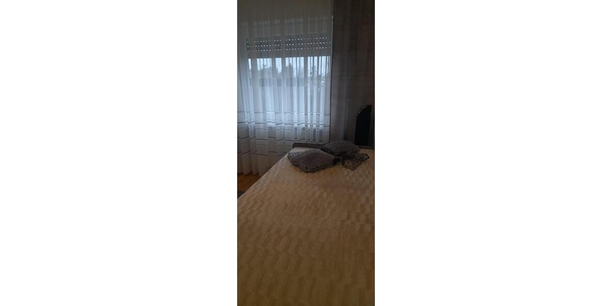 Etagenwohnung Landstuhl - 4 Zimmer, 95 m&sup2;, 200.000&euro; | Angebot:27236793