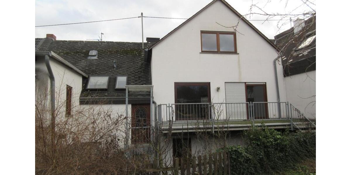 Reihenhaus Koblenz Bisholder - 7 Zimmer, 205 m&sup2;, 480.000&euro; | Angebot:27024310