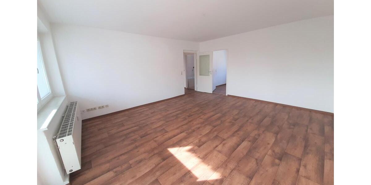 Etagenwohnung Löbau - 3 Zimmer, 66 m&sup2;, 444&euro; | Angebot:26688125