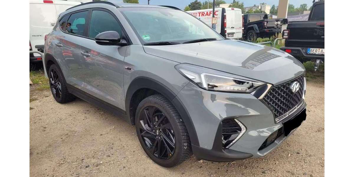 Hyundai TUCSON 67.000 km 19.400 &euro; Steinheim 32839