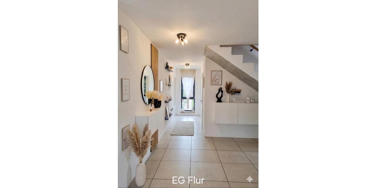 Einfamilienhaus Roden - 7 Zimmer, 254 m&sup2;, 599.000&euro; | Angebot:27003509