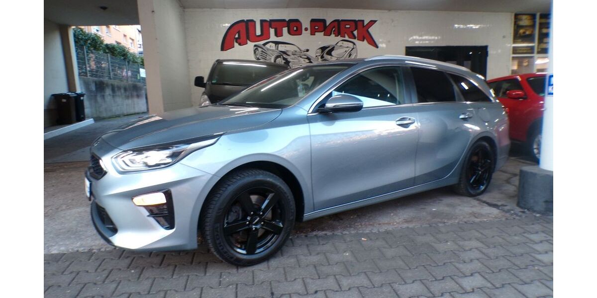 Kia ceed Sportswagon 106.000 km 14.490 &euro; Pforzheim 75172