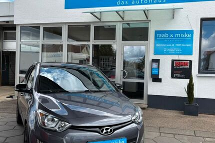 Hyundai i20 72.200 km 5.690 &euro; Essingen 73457