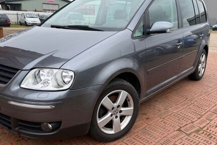 VW Touran 245.500 km 4.499 &euro; Emstek 49685