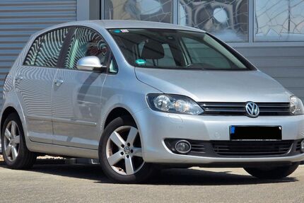 VW Golf 120.000 km 7.480 &euro; Friedrichsdorf (10 Min. nördlich von Frankfurt/M) 61381