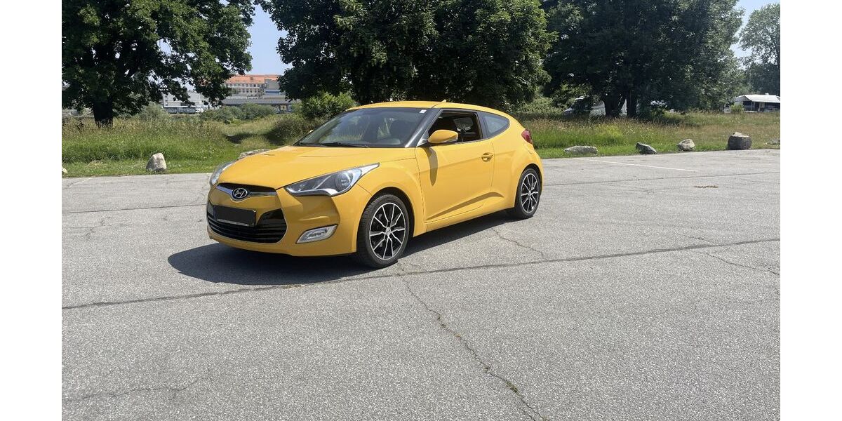 Hyundai Veloster 102.000 km 6.400 &euro; Dresden 01129