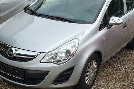 Opel Corsa SELECTION AUTOMATIK KLIMAAUT 5-türig 98.544 km 7.804 &euro; Köln 50858