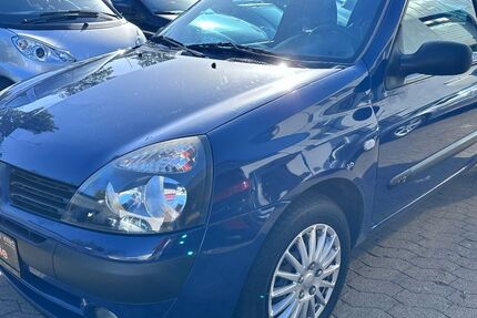 Renault Clio 179.000 km 690 &euro; Hamburg 20537