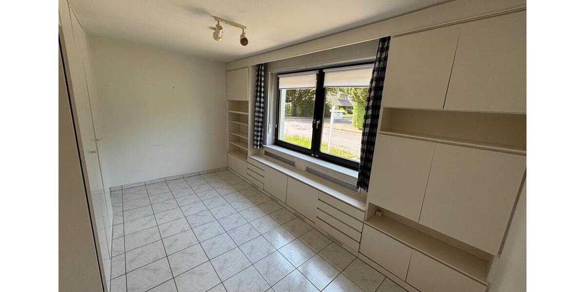 Bungalow Mönchengladbach West - 6 Zimmer, 320 m&sup2;, 655.000&euro; | Angebot:26993121