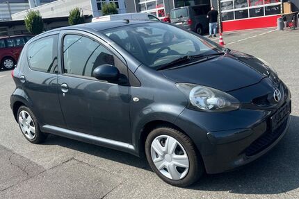 Toyota Aygo (X) 112.345 km 1.399 € Nürnberg 90439