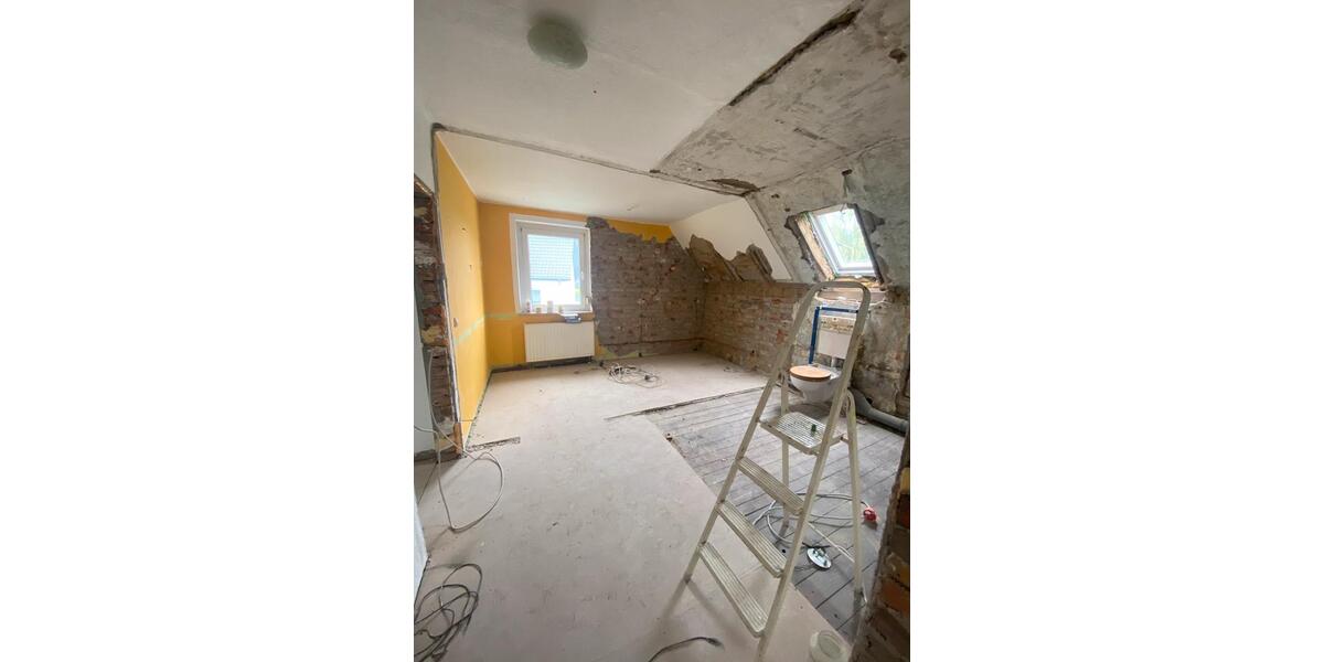 Doppelhaushälfte Weißenfels - 7 Zimmer, 120 m&sup2;, 125.000&euro; | Angebot:26982561