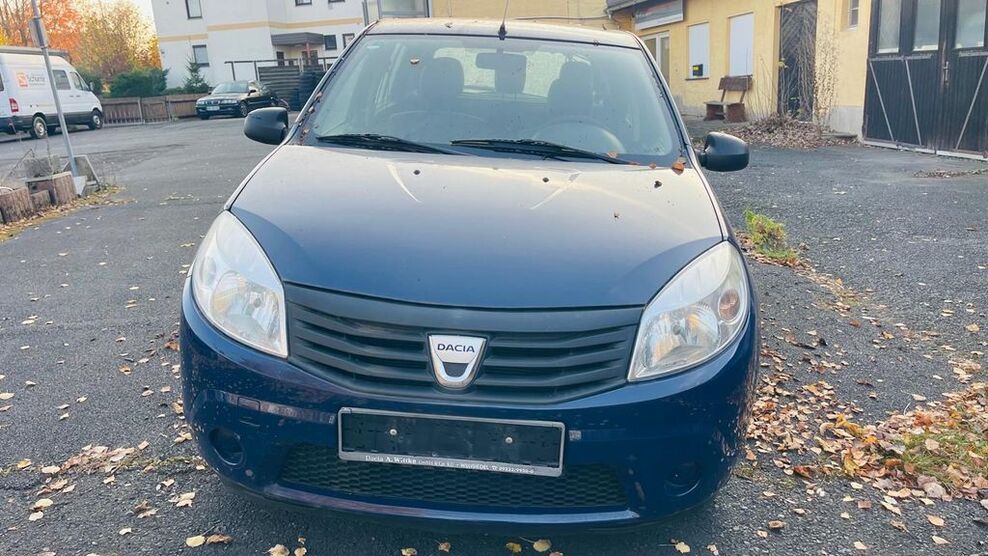 Dacia Sandero 124.581 km 600 € Wunsiedel 95642