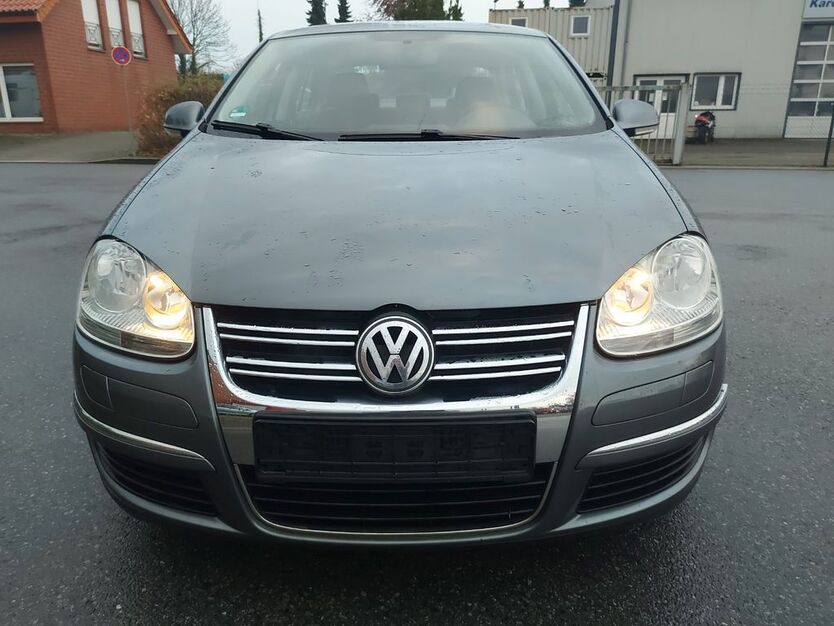 VW Jetta 167.000 km 2.450 € Unna 59423