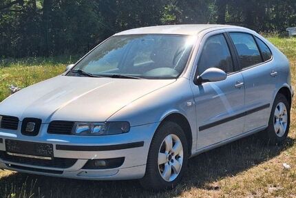 Seat Leon 145.000 km 1.200 &euro; mittenwalde 15749