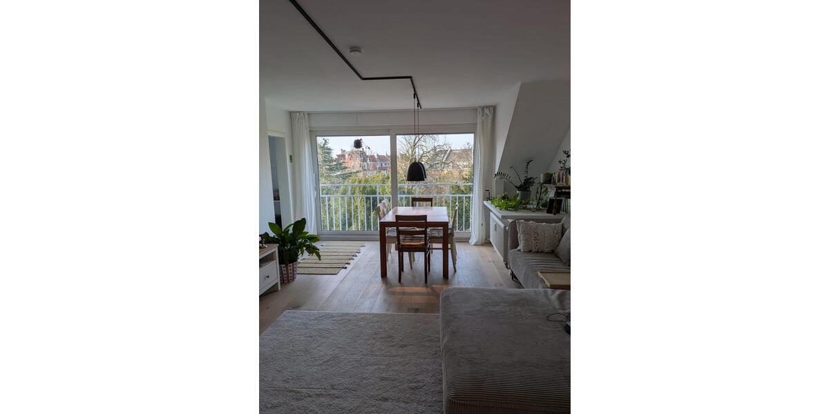 Renov. 3-Zi-Wohnung m.französ. Balkon u. Einbauküche ab 01.04.26 3 zimmer