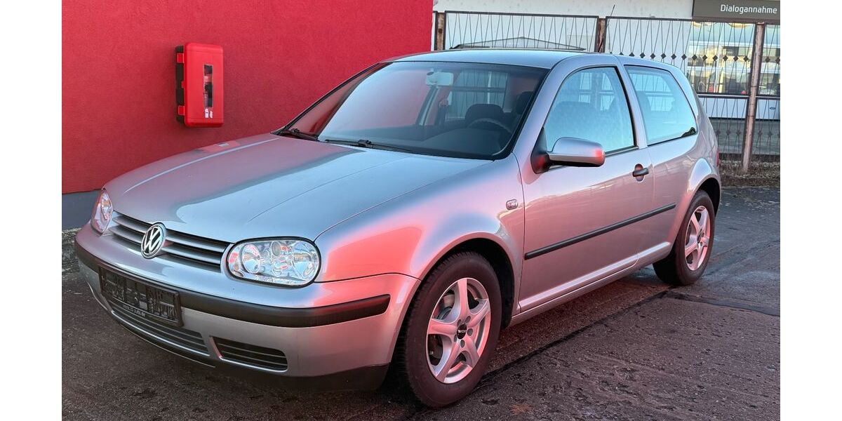 VW Golf 228.380 km 1.699 &euro; Schwedt 16303