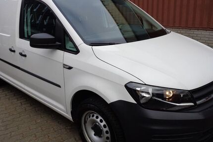 VW Caddy 164.951 km 13.990 € Hamburg 22399