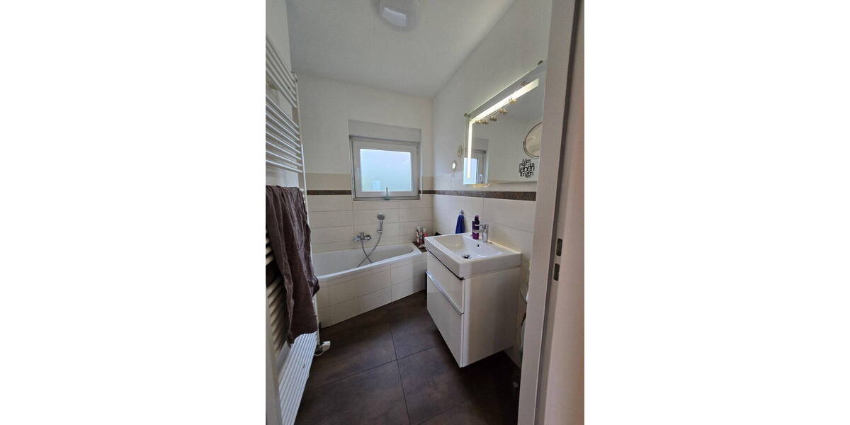 Einfamilienhaus Homberg - 1 Zimmer, 240 m&sup2;, 450.000&euro; | Angebot:26274279