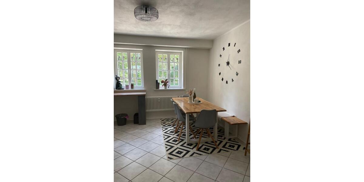 Erdgeschoßwohnung Borken (Hessen) - 4 Zimmer, 115 m&sup2;, 805&euro; | Angebot:26646556