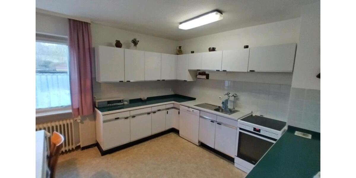 Einfamilienhaus Regensburg Ganghofersiedlung - 8 Zimmer, 245 m&sup2;, 425.000&euro; | Angebot:26096816