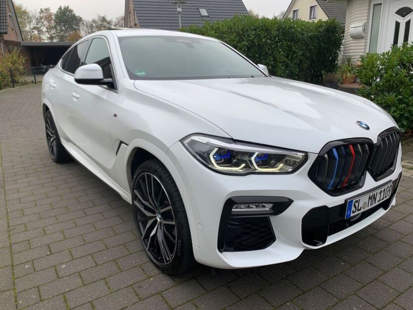 X6 M50