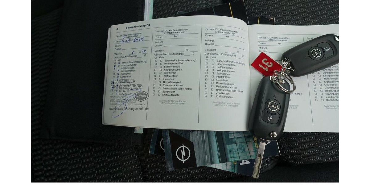 Opel Insignia Elegance Navi PDC Kamera Memory LED eGHSD 96.200 km 19.950 &euro; Neumarkt/OPf 92318