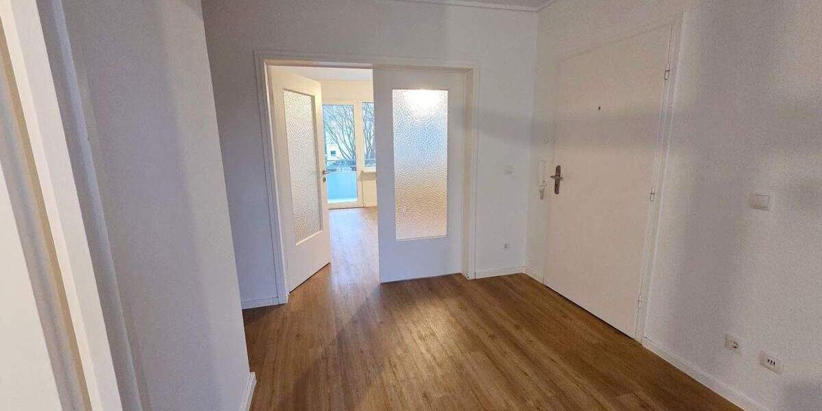 Familien aufgepasst: 4 Zimmer Wohnung + 2 Balkone, Einbauküche, Gäste-WC 4 zimmer