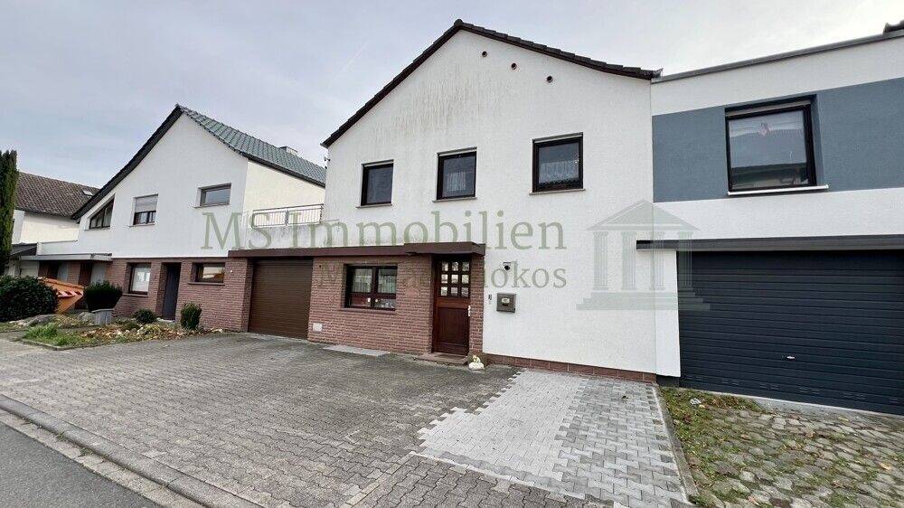 *** Charmantes Reihenmittelhaus mit viel Platz in Lampertheim *** 5 zimmer