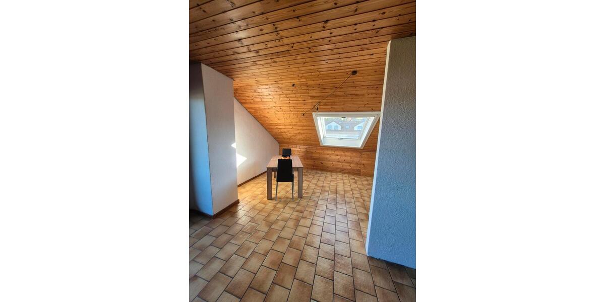 Dachgeschoßwohnung Lauterbach (Hessen) - 1 Zimmer, 60 m&sup2;, 380&euro; | Angebot:26339689