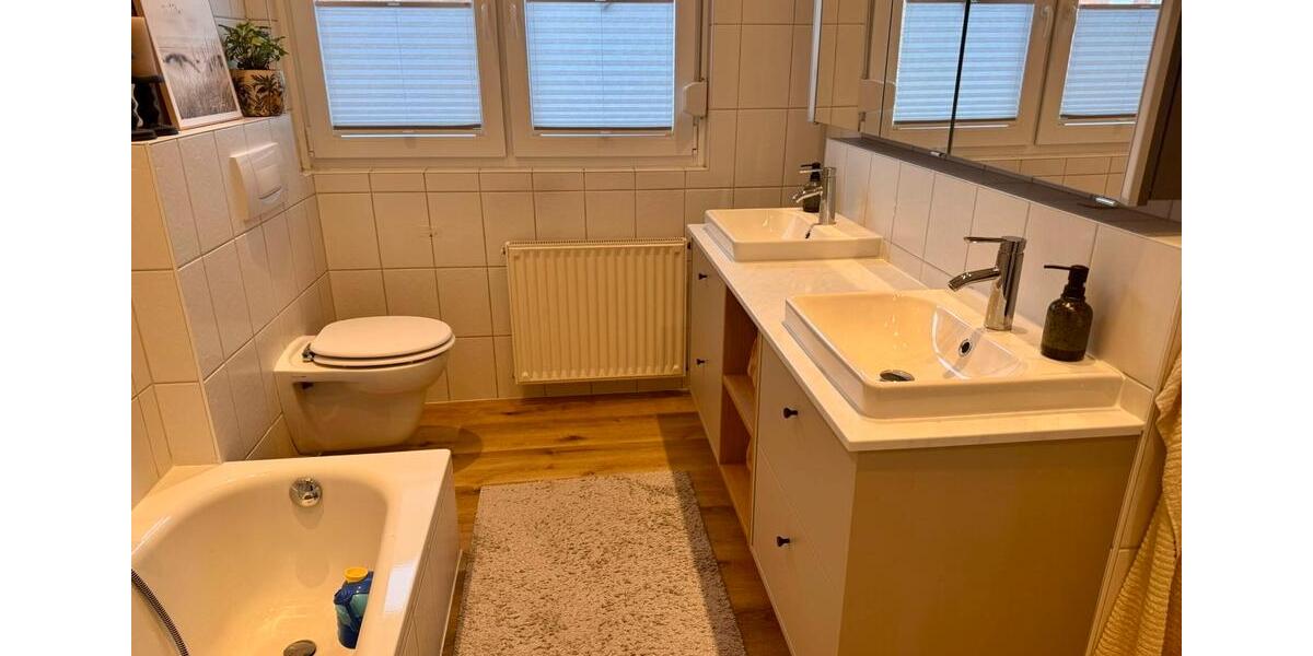 Freistehendes Zweifamilienhaus in ruhiger Lage! 7 zimmer