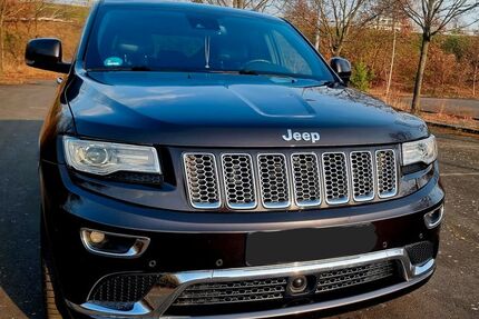 Jeep Grand Cherokee 85.351 km 26.600 &euro; Niederau 01689